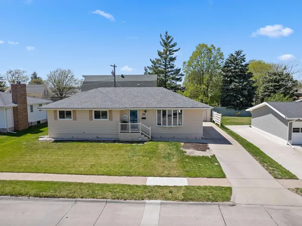 2768 29th Ave, Columbus, NE 68601