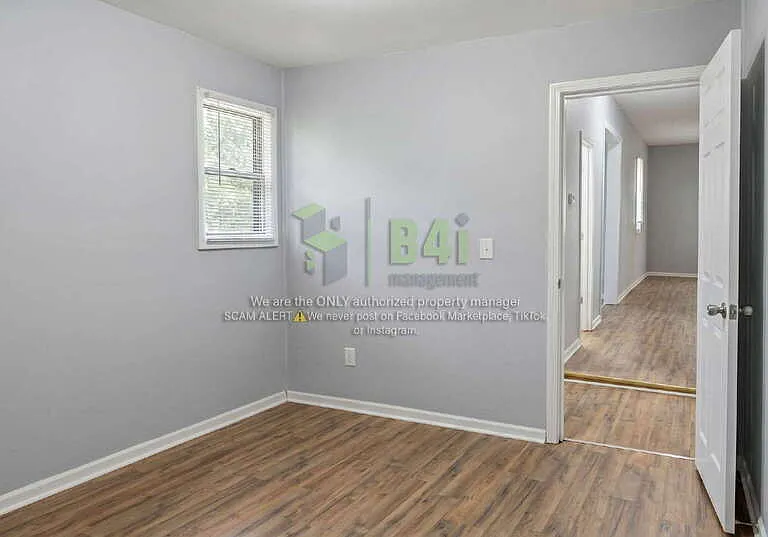 663 Williams St — Photo 12