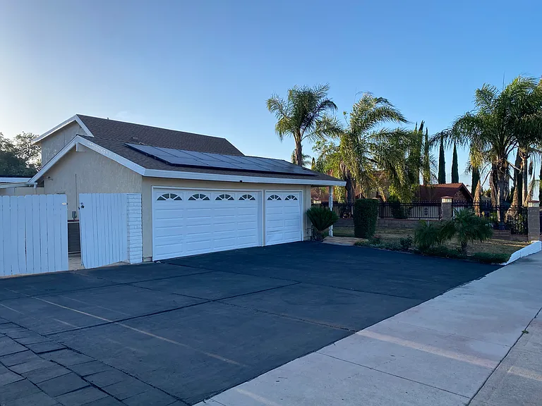 1604 Avenida Del Vis — Photo 2