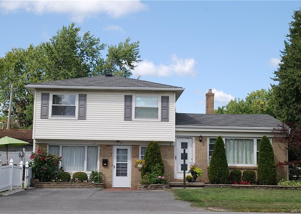 1st image of 15 Pierpont Ave