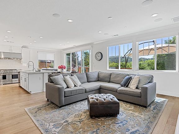 5th image of 65 Vista Encinos