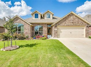 621 Peach Ln, Burleson, TX 76028
