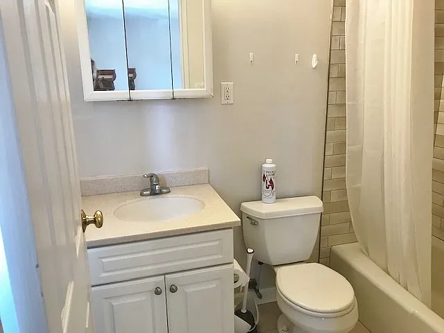 29 Hoyt St #B6 — Photo 3