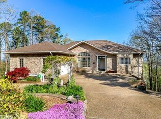 144 E Villena Dr, Hot Springs, AR 71909