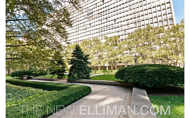 Rented by Douglas Elliman | media 25
