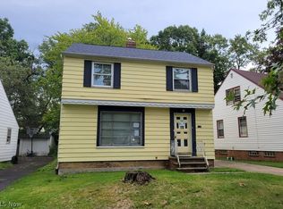 1115 Woodview Rd, Cleveland Heights, OH 44121