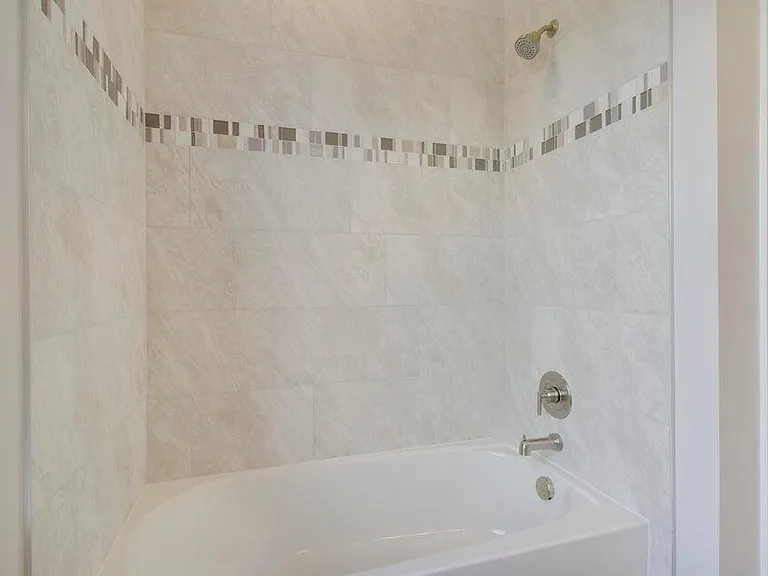 1875 SE Ocean Cove Way — Photo 32