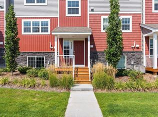 5233 Oak Grove Pkwy N, Brooklyn Park, MN 55443