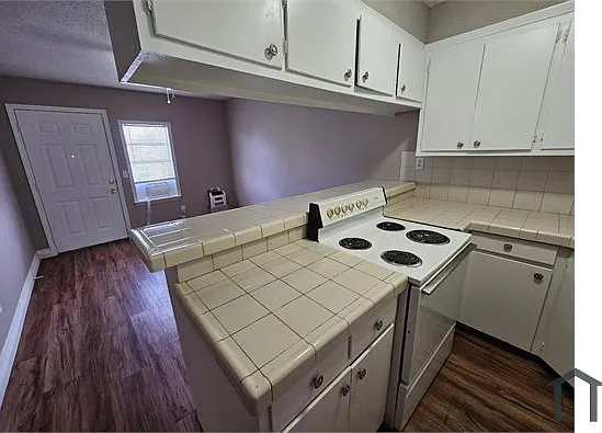 4131 NW 23rd St — Photo 4