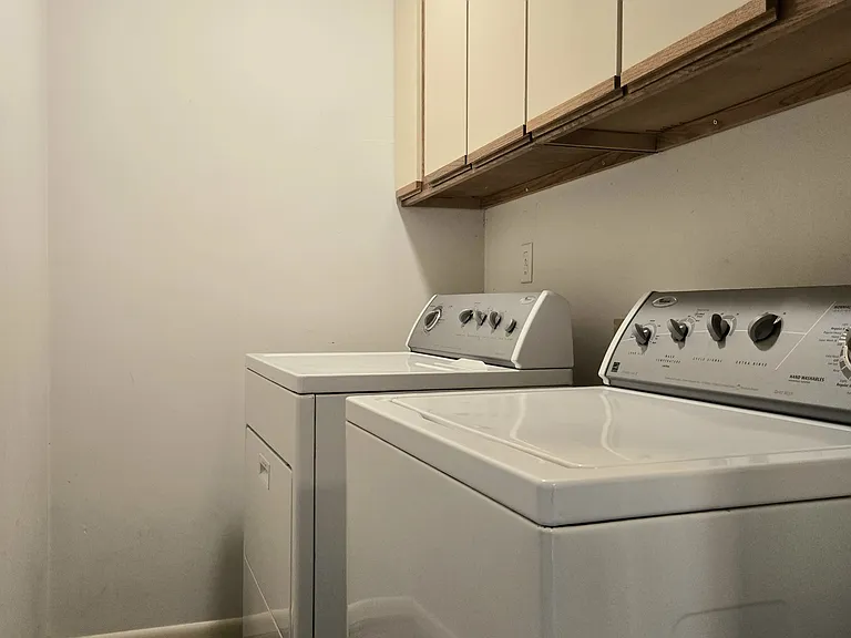 7318 Maple Ct — Photo 8