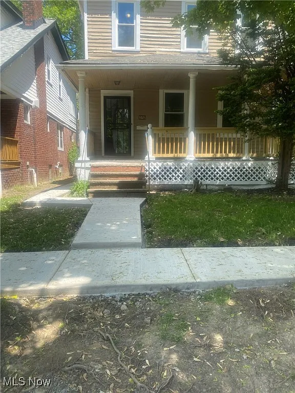 1521 Lakefront Ave photo 1