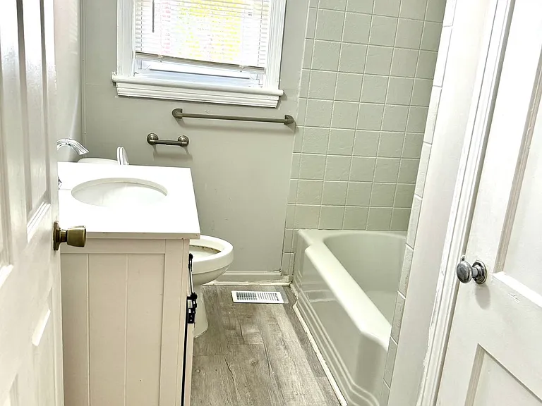 1156 Ridgeway Dr — Photo 13