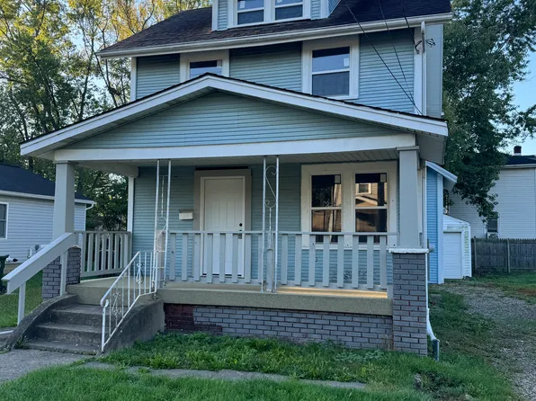 2104 17th St NE, Canton, OH 44705