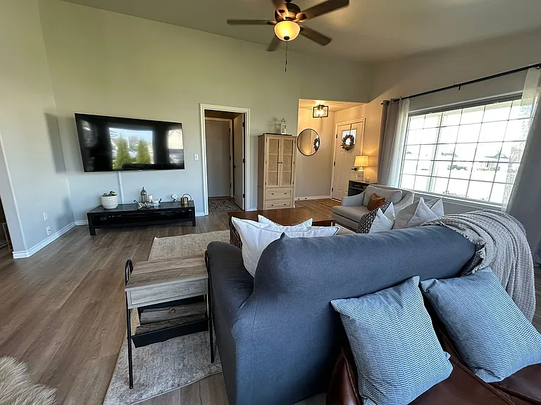 2508 N Ellington St — Photo 9