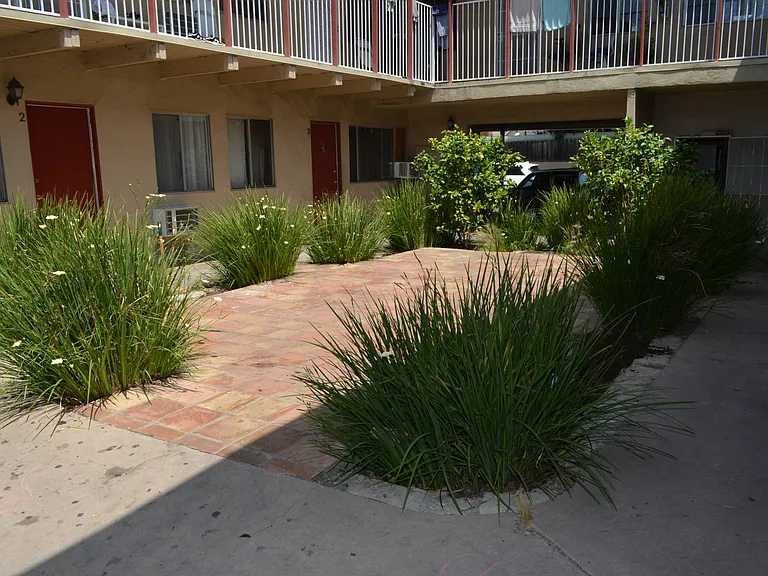 13463 Vanowen St — Photo 10