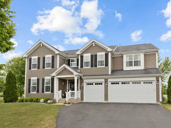 160 Clover Dr, Sugar Grove, IL 60554