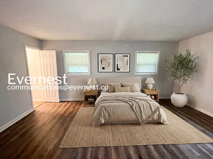 4435 Lincolndale Dr — Photo 11