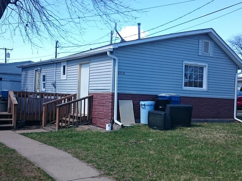 2nd image of 2112 Lincoln Blvd