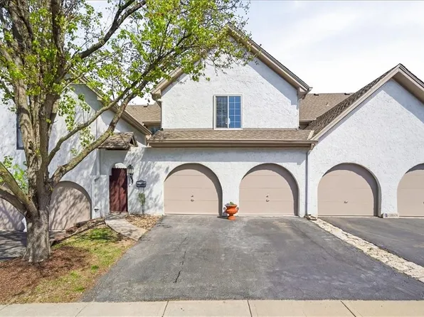 6534 W 49th St, Mission, KS 66202