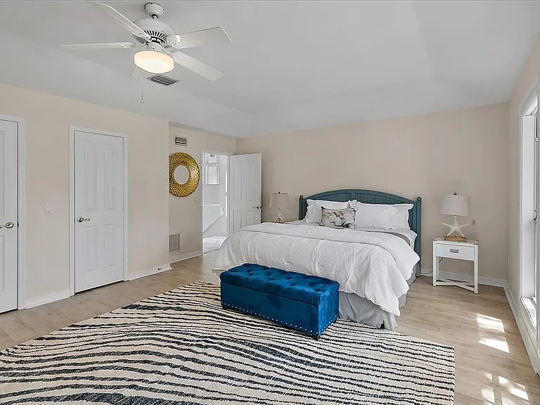 1504 Birkdale Ln — Photo 17