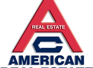 604 35th St, Nederland, TX 77627