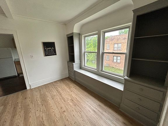 4th image of 11230 Parklawn Dr #3