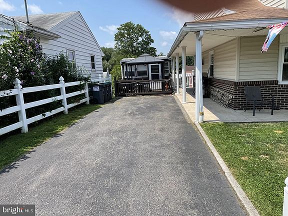 2nd image of 306 S Nice St