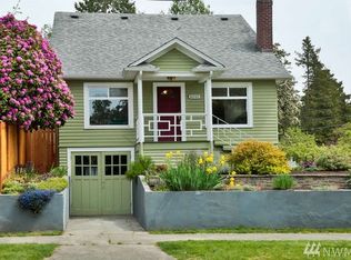 8202 Dayton Ave N, Seattle, WA 98103