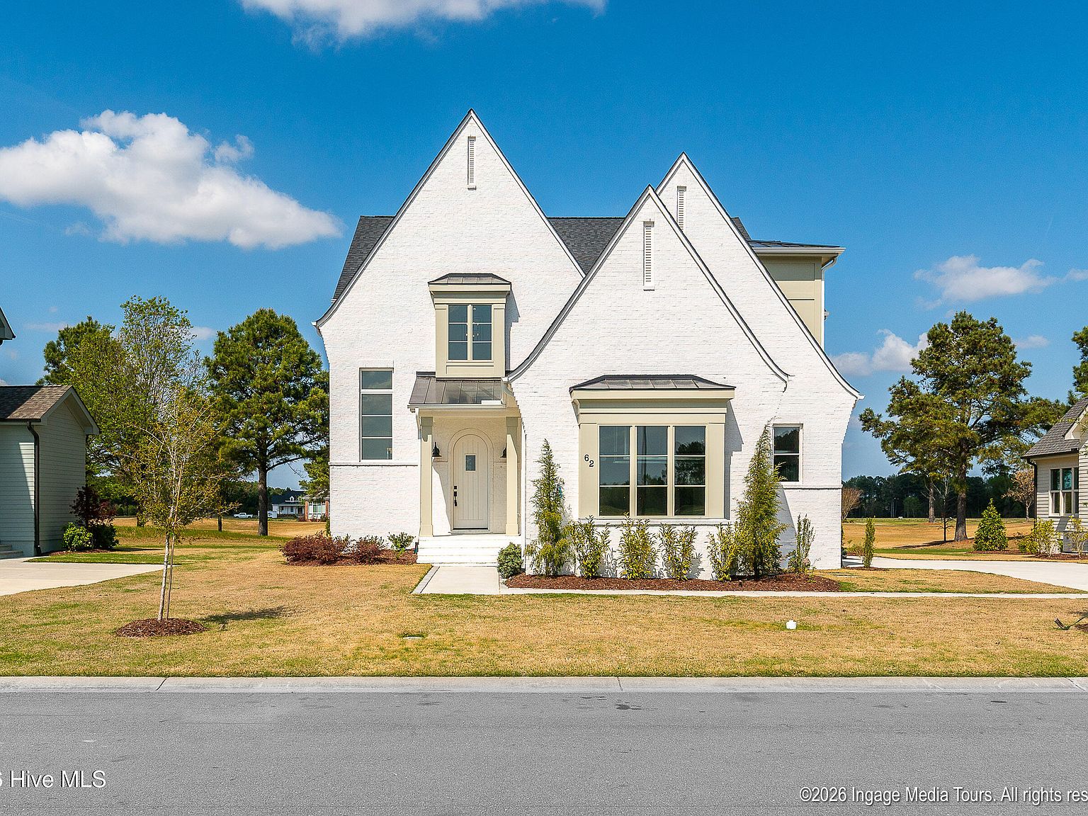 62 Pine Tree Point