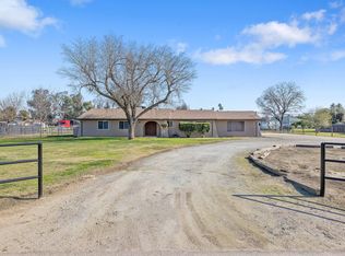 6100 W Caldwell Ave, Visalia, CA 93277