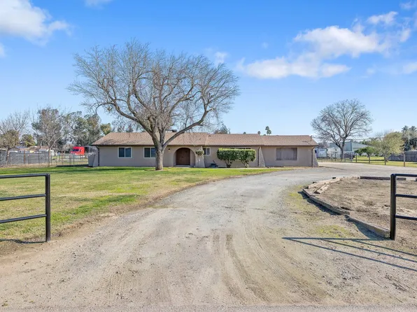 6100 W Caldwell Avenue #B, Visalia, CA 93277