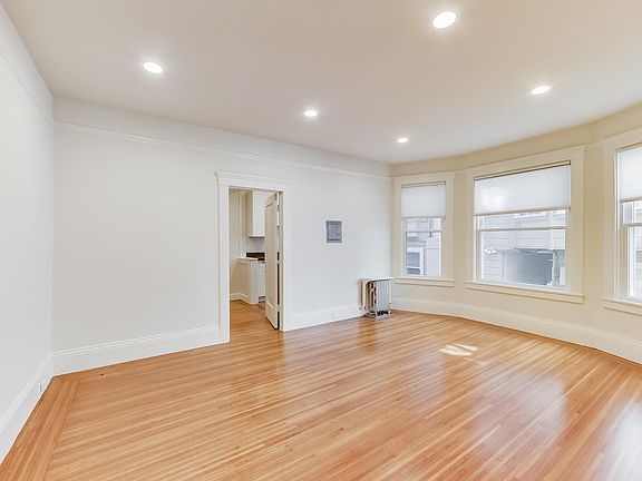 5th image of 2235 Larkin St #5