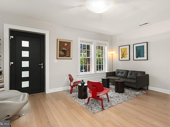 3rd image of 3544 S St NW