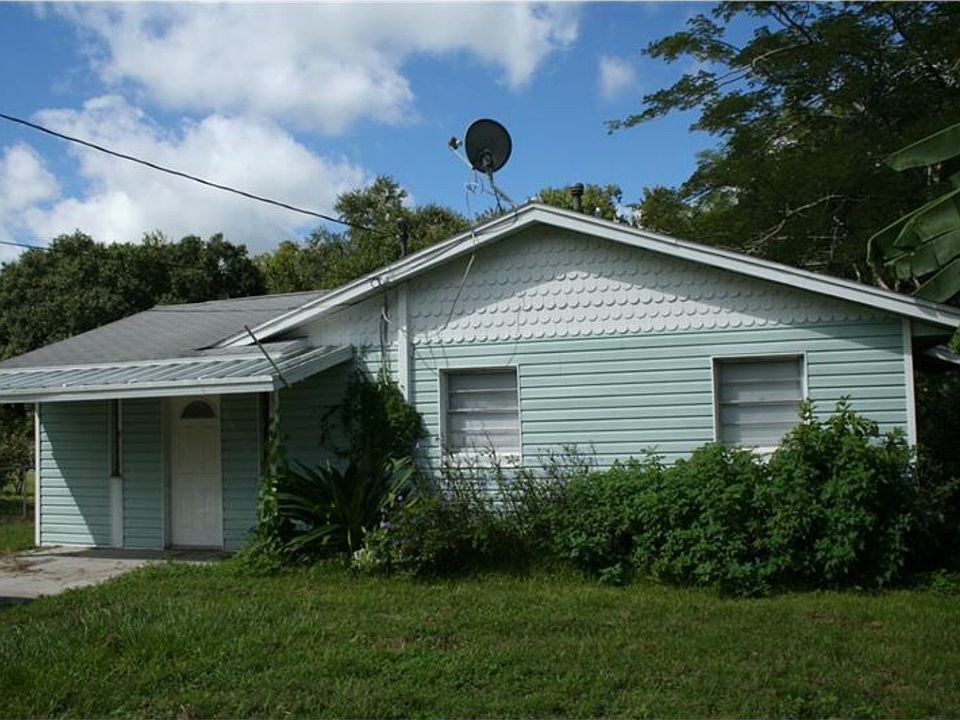 1st image of 1608 Vintage St
