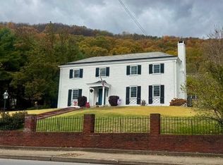 127 E Sunbury St, Shamokin, PA 17872