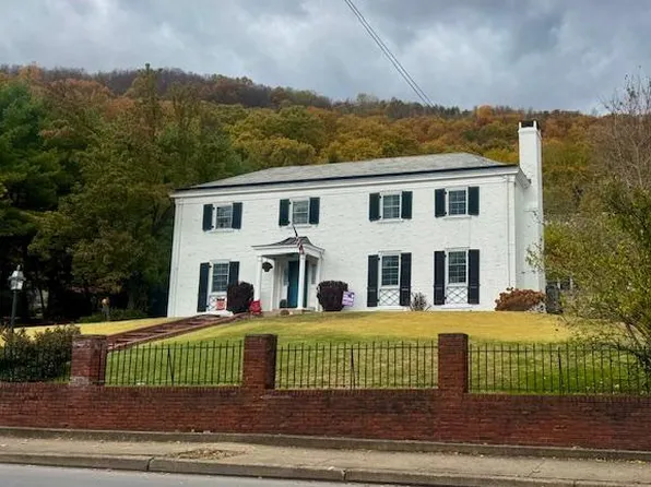 127 E Sunbury St, Shamokin, PA 17872