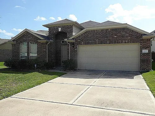 11822 Harristown Dr Photo 1