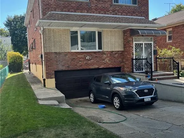 914 E 93rd St, Brooklyn, NY 11236