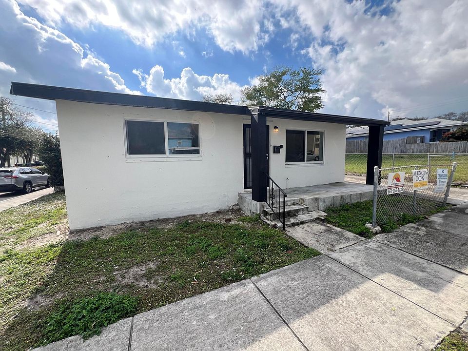 1st image of 700 6th Street