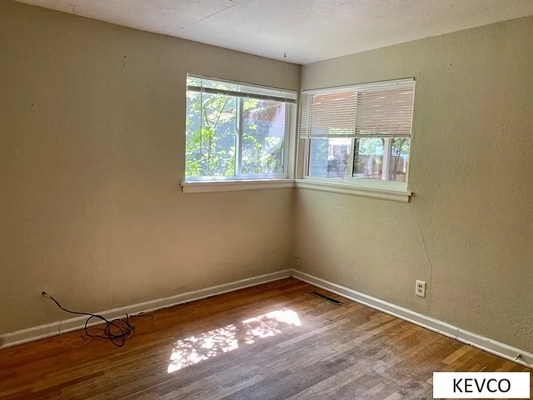 100 Kenroy Ct — Photo 15