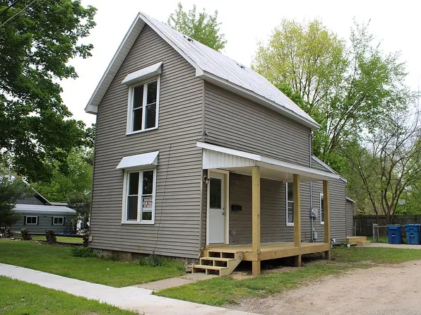 118 Peckham St, Coldwater, MI 49036