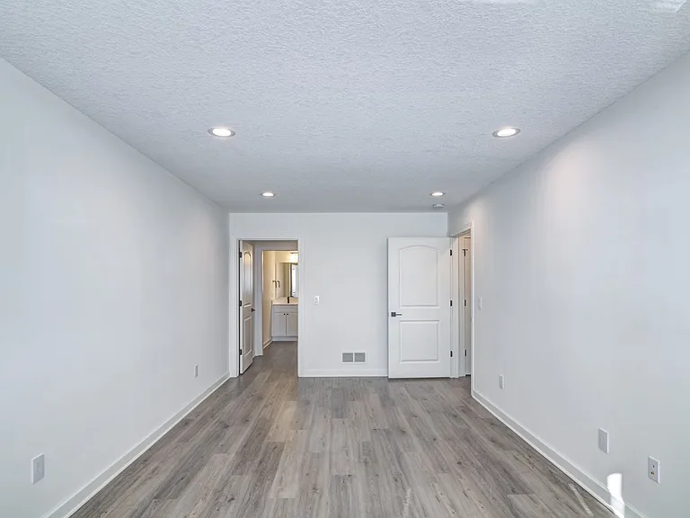 Dawes Place Townhomes — Photo 77