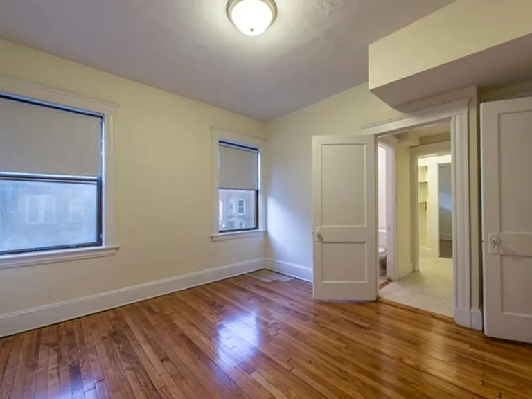 18 Hamilton Rd #4 — Photo 6