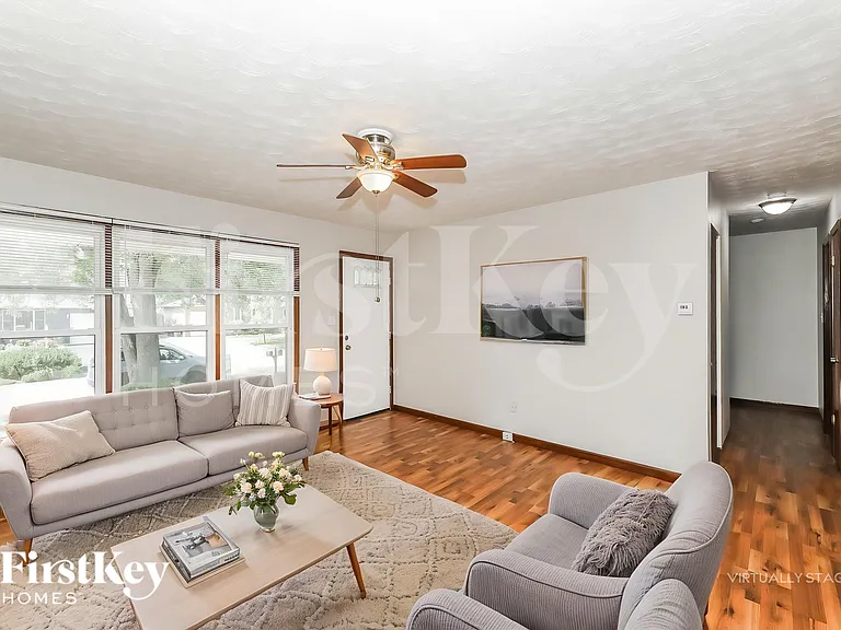 156 Dolores St — Photo 3