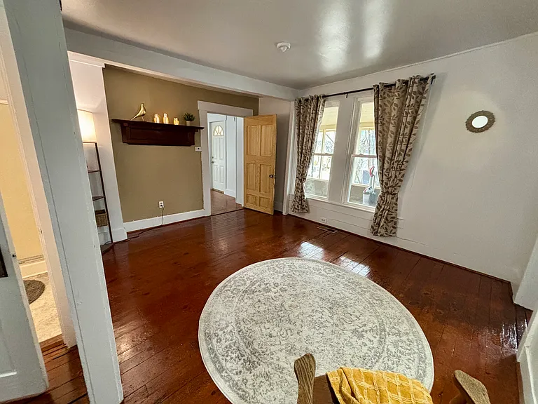 17 Main St #1 — Photo 12