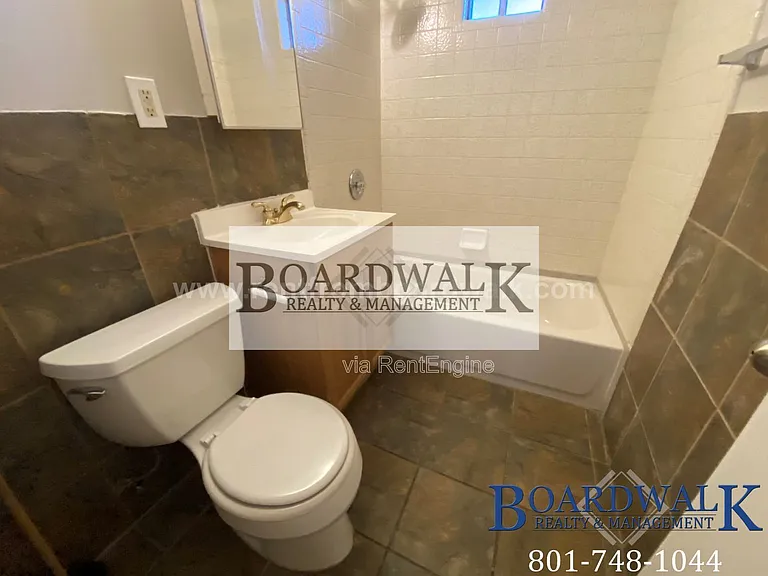 2527 E Valley View Ave #4 — Photo 10