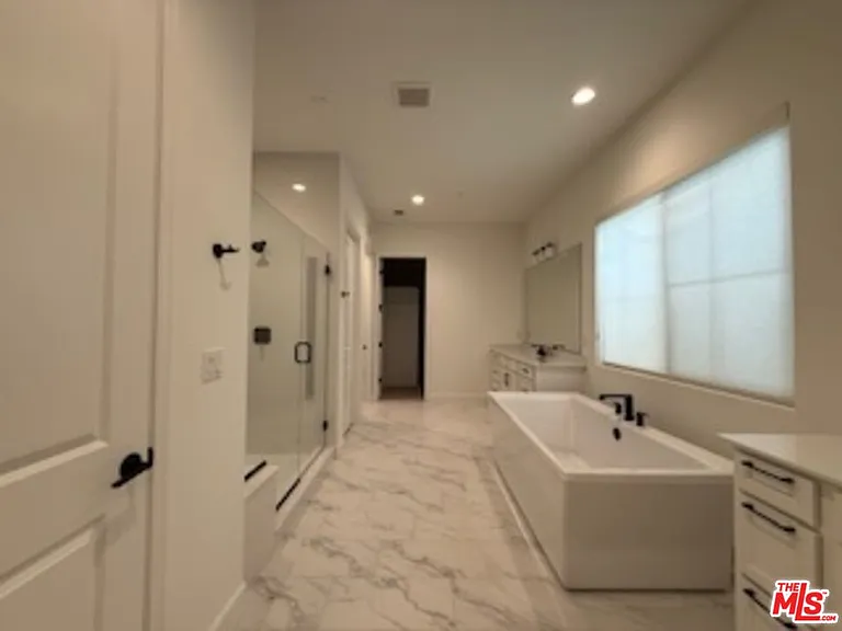 11763 Quailrun Ct — Photo 9