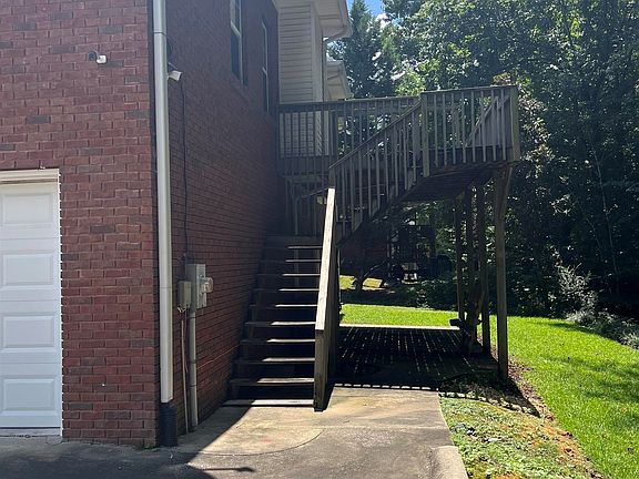 5th image of 7770 Sardis Grove Dr