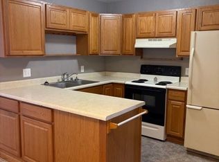 3001 Allen Ave APT B, Gillette, WY 82718