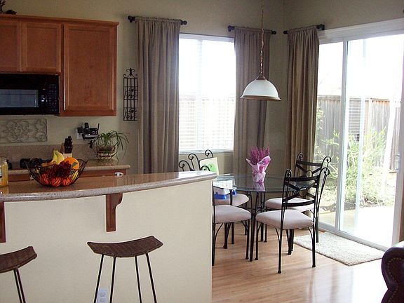 kichen & breakfast nook